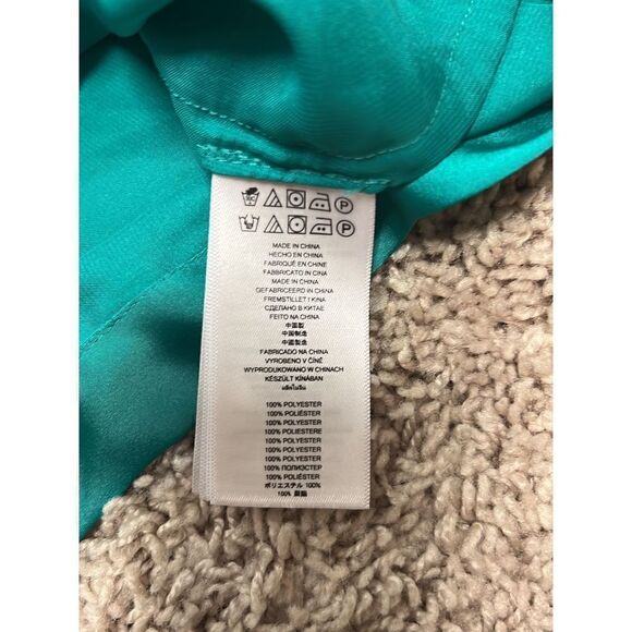 NWT Michael Kors Emerald Green Silver Hardware Strap Dolman Batwing Satin Blouse - Picture 5 of 5